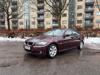 Brugt BMW 318 143 HK (105 kW) 2009 Bordeaux Sedan