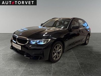 Sortmetal Brugt 2021 BMW 330e Sport Line Stationcar | 234.700 kr. (God pris)