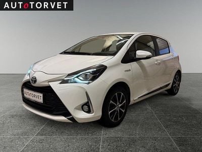 Hvid Brugt 2019 Toyota Yaris Hybrid H2 Hatchback | 64.700 kr.
