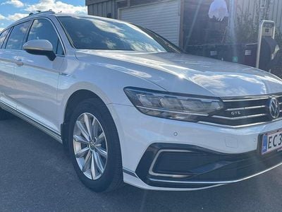 Hvid Brugt 2019 VW Passat Highline Stationcar | 179.900 kr. (God pris)