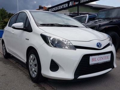 Hvid Brugt 2012 Toyota Yaris Hybrid H2 Hatchback | 69.900 kr. (Dyr)