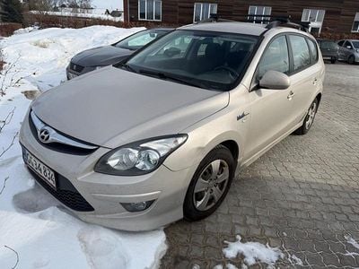 Brugt Hyundai i30 90 HK (66 kW) 2010 Beigemetal Stationcar