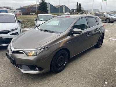 Bronzemetal Brugt 2015 Toyota Auris Hybrid Comfort Hatchback | 99.900 kr. (Fair pris)