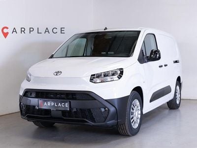 Hvid Ny 2025 Toyota Proace City Van | 179.900 kr.
