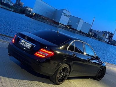 Mercedes C200