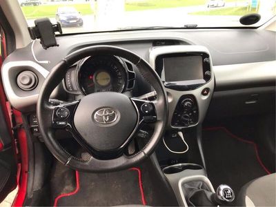brugt Toyota Aygo 1,0 VVT-I X-Play + Touch 69HK 5d A++