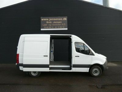 brugt Mercedes Sprinter 317 2,0 CDI A2 H2 RWD 9G-Tronic 170HK Van Aut. 2022