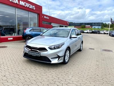 Sparkling silver Brugt 2023 Kia Ceed Sportswagon Stationcar | 218.800 kr. (Fair pris)