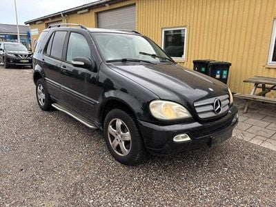 Sort Brugt 2005 Mercedes ML270 SUV | 20.000 kr.