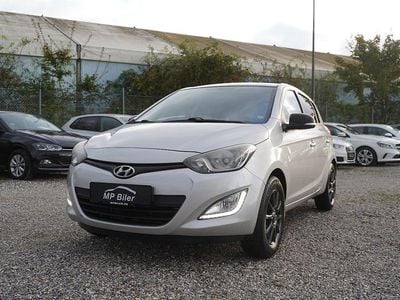 Sølvmetal Brugt 2015 Hyundai i20 Trend Hatchback | 19.900 kr.