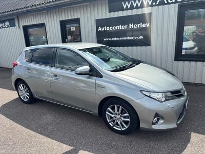 Gråmetal Brugt 2015 Toyota Auris Hybrid H2 Hatchback | 99.900 kr. (Fair pris)