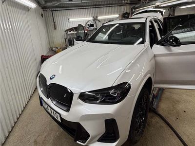 Hvidmetal Brugt 2023 BMW iX3 M Sport SUV | 414.900 kr. (God pris)