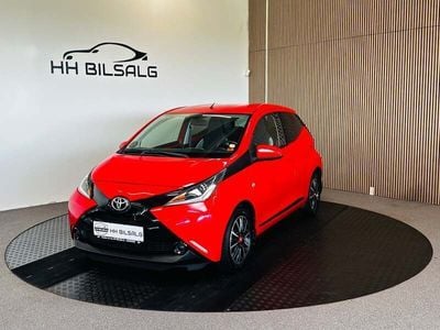 Rød Brugt 2015 Toyota Aygo X-play Hatchback | 59.700 kr. (God pris)