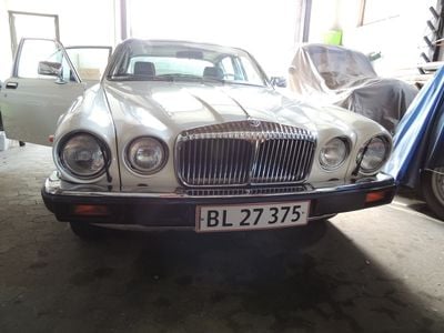 Hvid Brugt 1982 Daimler Sovereign | 95.000 kr.