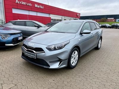 Lunar silver Brugt 2024 Kia Ceed Sportswagon Stationcar | 284.900 kr. (Lidt for dyr)