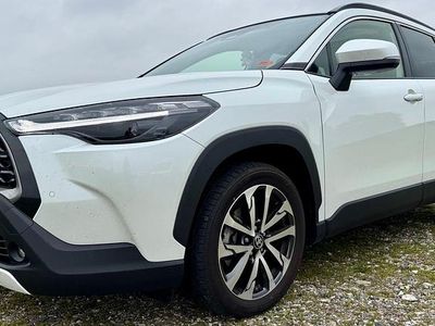 Perlemorshvid Brugt 2024 Toyota Corolla Cross Elegant SUV | 249.900 kr.