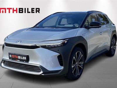 Platinum/astral black Brugt 2024 Toyota bZ4X Executive SUV | 309.900 kr. (Fair pris)