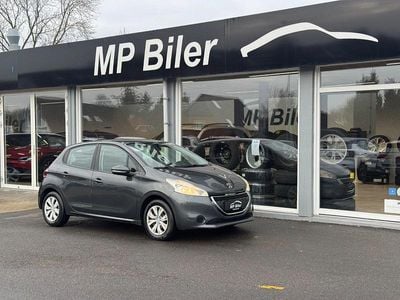 Grå Brugt 2012 Peugeot 208 Active Hatchback | 29.900 kr. (Super pris)
