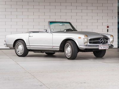 Hvid Brugt 1964 Mercedes 230 Cabriolet | 548.000 kr.