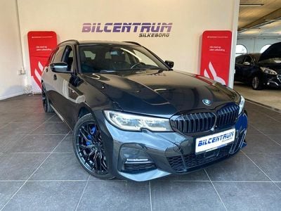 Sortmetal Brugt 2021 BMW 330e M Sport Stationcar | 399.900 kr. (Dyr)