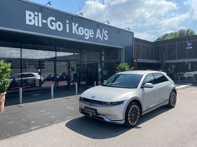 Guldmetal Brugt 2024 Hyundai Ioniq Hatchback | 309.900 kr.