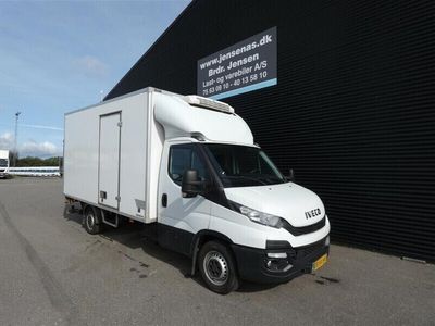 brugt Iveco Daily 35S18 3,0 D Køl/Frost bil Alu.kasse m/lift Aut. 180HK Ladv./Chas. 2018