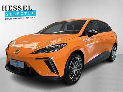 Fizzy orange Ny 2024 MG MG4 EV Luxury Hatchback | 204.900 kr. (Fair pris)