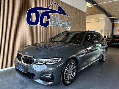 Grå Brugt 2022 BMW 330e M Sport Stationcar | 294.800 kr.