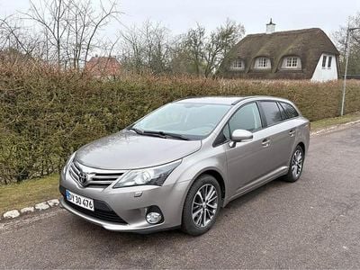 Brugt Toyota Avensis 132 HK (97 kW) 2015 Brun Stationcar