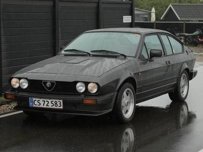 Brugt Alfa Romeo GTV 160 HK (117 kW) 1985 Grå Coupe
