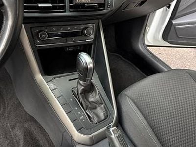 Hvid Brugt 2019 VW Polo Comfortline Hatchback | 131.900 kr. (Lidt for dyr)