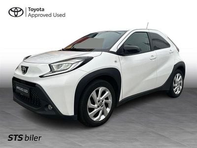 Pure white Brugt 2023 Toyota Aygo X Active SUV | 159.995 kr. (Dyr)