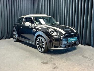Midnight black Brugt 2023 Mini Cooper SE Hatchback | 184.900 kr. (Lidt for dyr)