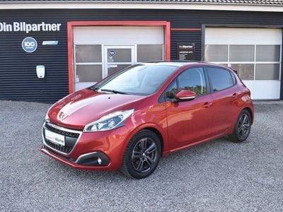 Rødmetal Brugt 2018 Peugeot 208 Signature Sky Hatchback | 85.000 kr. (Lidt for dyr)