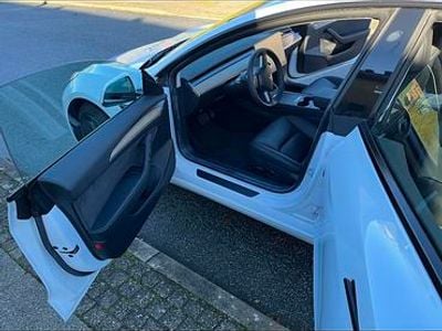 Brugt Tesla Model 3 Standard Range Plus 239 kW (325 HK) 2021 Hvid Sedan