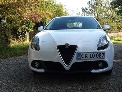 Hvid Brugt 2016 Alfa Romeo Giulietta Super Hatchback | 122.500 kr.