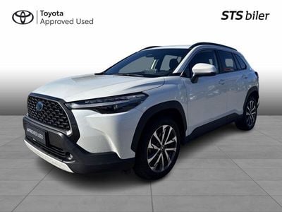 Platinum pearl white Brugt 2023 Toyota Corolla Cross Style SUV | 274.900 kr. (God pris)
