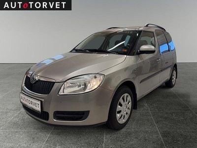Champagnemetal Brugt 2010 Skoda Roomster Style Stationcar | 39.700 kr. (Fair pris)