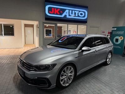 Sølvmetal Brugt 2020 VW Passat GTE Stationcar | 244.800 kr. (Lidt for dyr)
