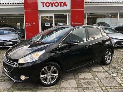 brugt Peugeot 208 12 VTi Allure Sky 82HK 5d