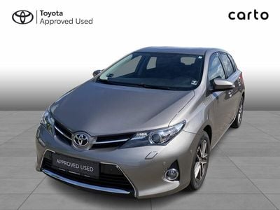 4v8 avantgarde bronze me Brugt 2015 Toyota Auris Premium Hatchback | 99.900 kr.