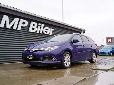 Toyota Auris Hybrid