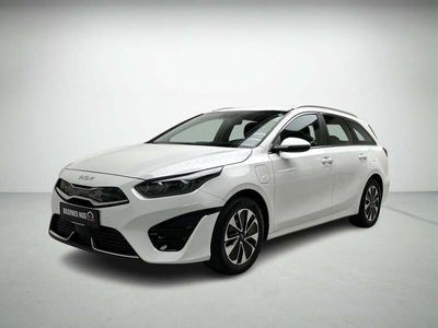 Hvidmetal Brugt 2023 Kia Ceed Sportswagon Stationcar | 209.900 kr. (Fair pris)