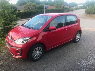 Tornadorød Brugt 2016 VW up! move up! Hatchback | 81.995 kr. (Fair pris)