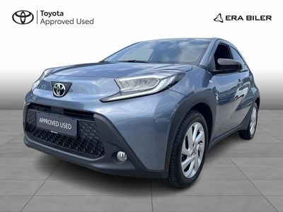 Celestite grey Brugt 2024 Toyota Aygo Active Hatchback | 169.900 kr. (Fair pris)