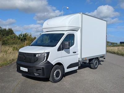 Hvid Ny 2025 Renault Master Van | 374.900 kr.