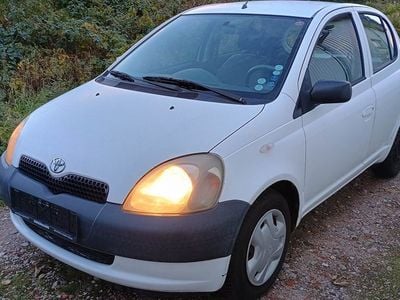Brugt Toyota Yaris 68 HK (50 kW) 2000