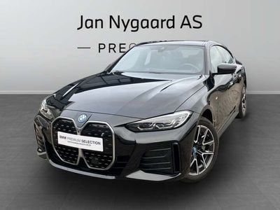 Sortmetal Brugt 2025 BMW i4 Shadowline Sedan | 449.000 kr. (Fair pris)