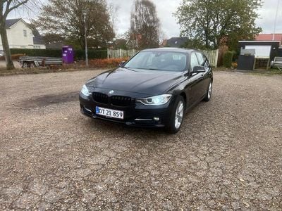 Sortmetal Brugt 2015 BMW 320 Sport Line Stationcar | 128.998 kr. (Fair pris)