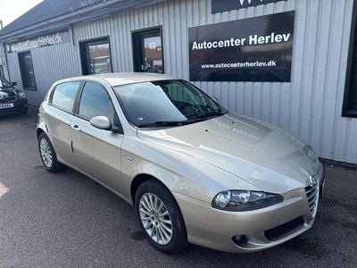 Beigemetal Brugt 2005 Alfa Romeo 147 Hatchback | 34.500 kr.